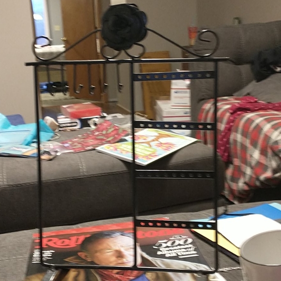 Display - Picture 2 of 2